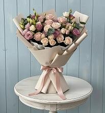 Букет цветов из:  Розы и Лизиантусы в Тенгинской