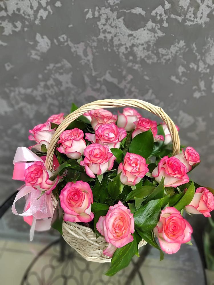 Цветочная композиция из Розы в корзине в Тенгинской