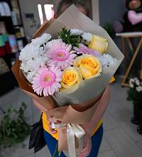 Букет цветов из:  Герберы, Розы и Хризантемы в Тенгинской