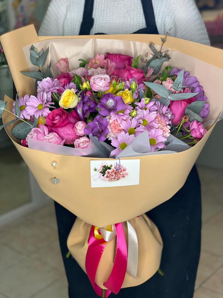 Букет цветов из: Хризантемы, Гвоздики и Альстромерии в Тенгинской