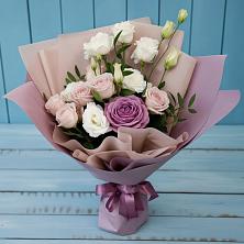 Букет цветов из:  Розы и Лизиантусы в Тенгинской