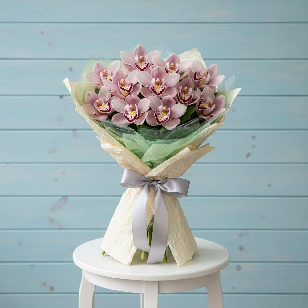 Букет цветов из: Орхидеи и Розы в Тенгинской