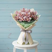 Букет цветов из:  Орхидеи и Розы в Тенгинской