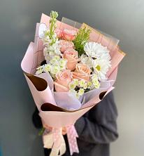 Букет цветов из:  Хризантемы и Розы в Тенгинской