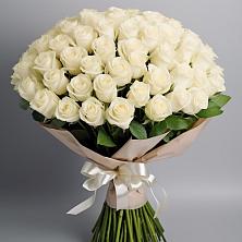 Букет 101 беля роза Белоснежка в Тенгинской