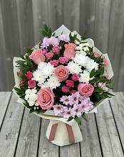 Букет цветов из:  Альстромерии, Гвоздики, Розы и Хризантемы в Тенгинской