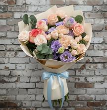 Букет цветов из:  Розы, Лизиантусы и Гвоздики в Тенгинской