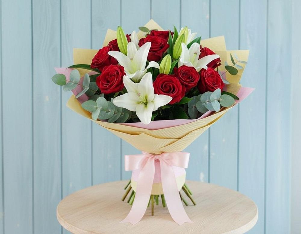 Букет цветов из: Лилии и Розы в Тенгинской