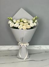 Букет цветов из:  Розы и Лизиантусы в Тенгинской